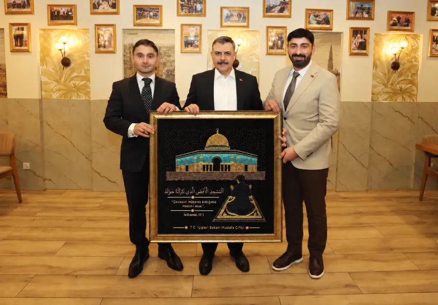 Içişleri Bakanı Rotterdam Ziyareti 02