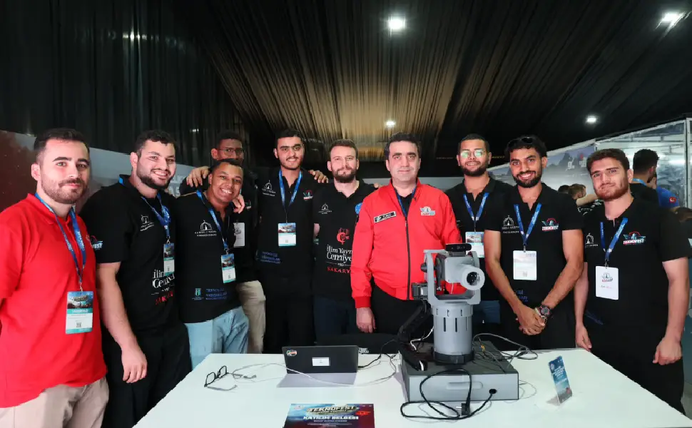 YTB, farklı ülkelerden gençleri TEKNOFEST’te buluşturdu